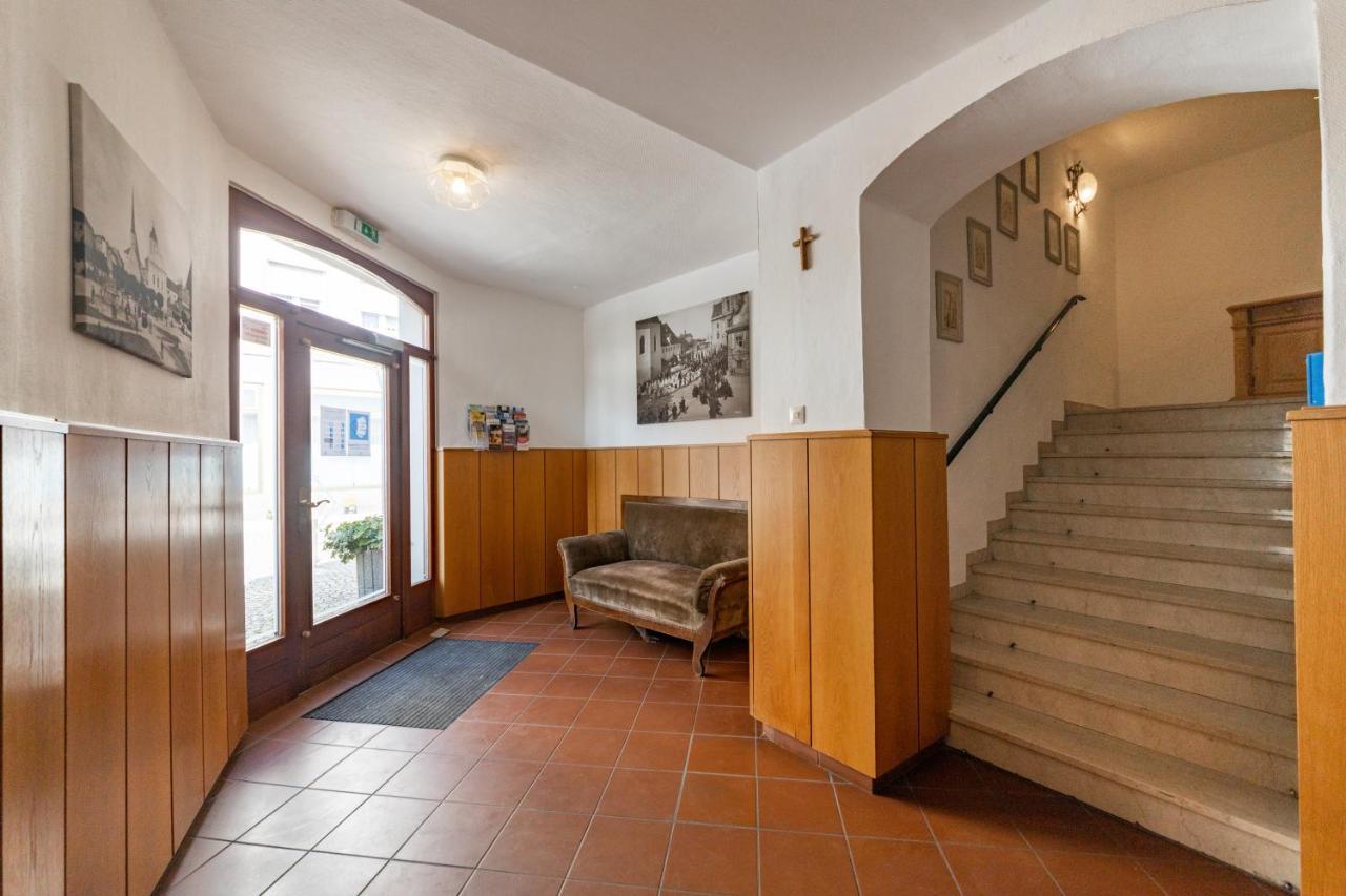 Gockerlwirt & Pilgerpension Altötting Buitenkant foto